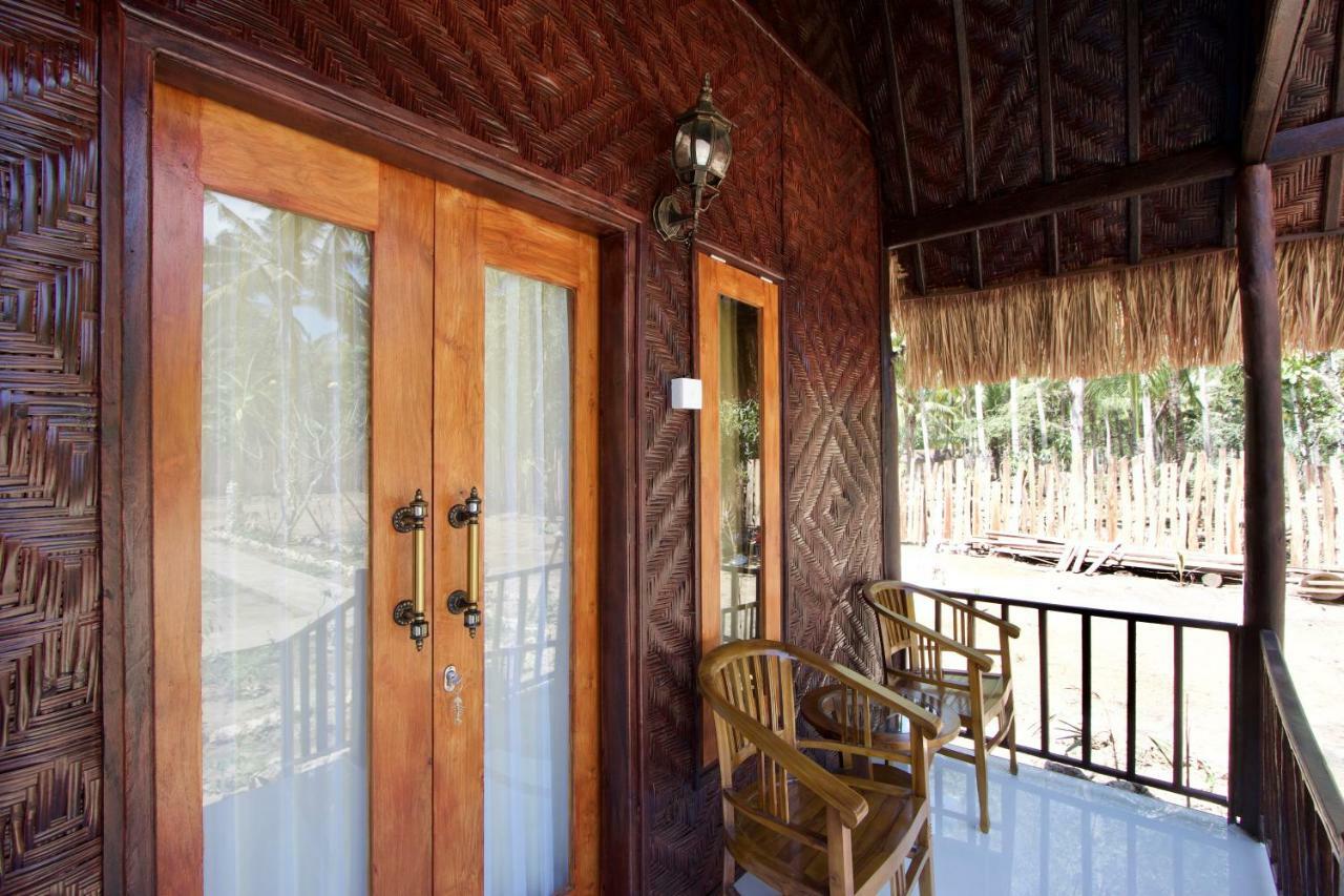 Kubu Artha Bungalow Nusa Penida Ped Exteriör bild